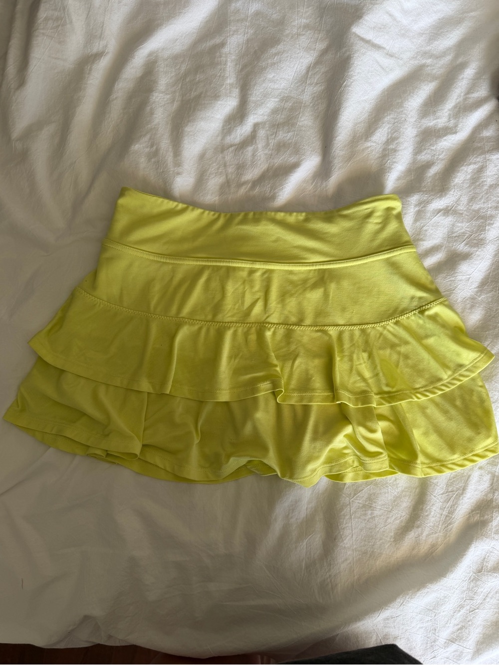 Lija Bright Lemon Yellow Tiered Ruffle Skort mini skirt shorts Tennis Athletic - Picture 1 of 4
